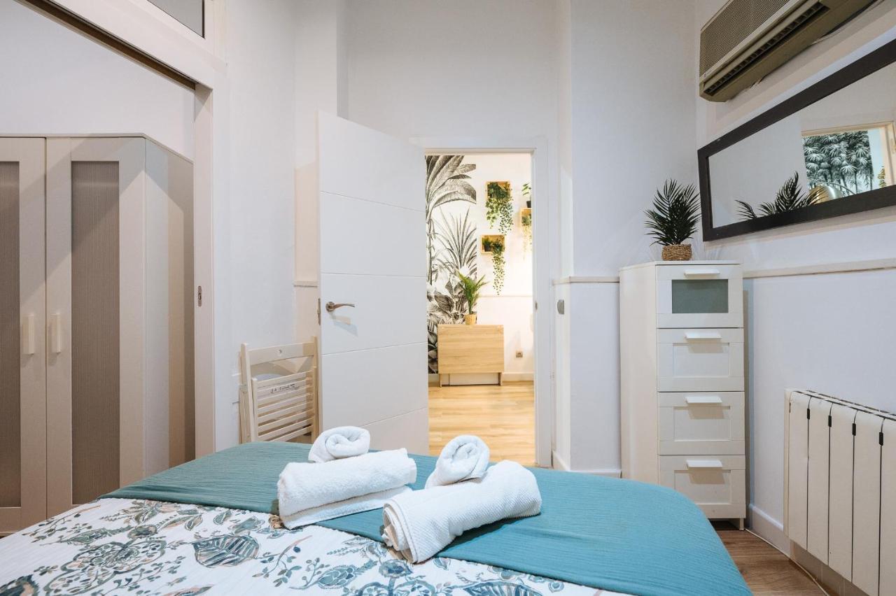 Divi Apartments Martinez Montanes Севілья Екстер'єр фото