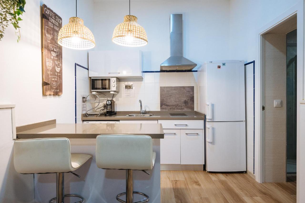 Divi Apartments Martinez Montanes Севілья Екстер'єр фото