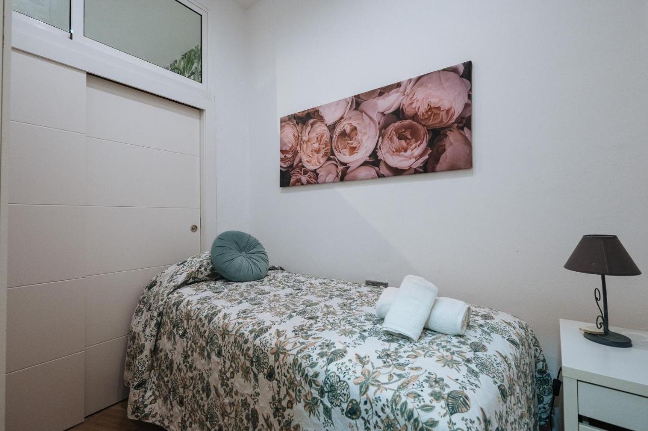Divi Apartments Martinez Montanes Севілья Екстер'єр фото
