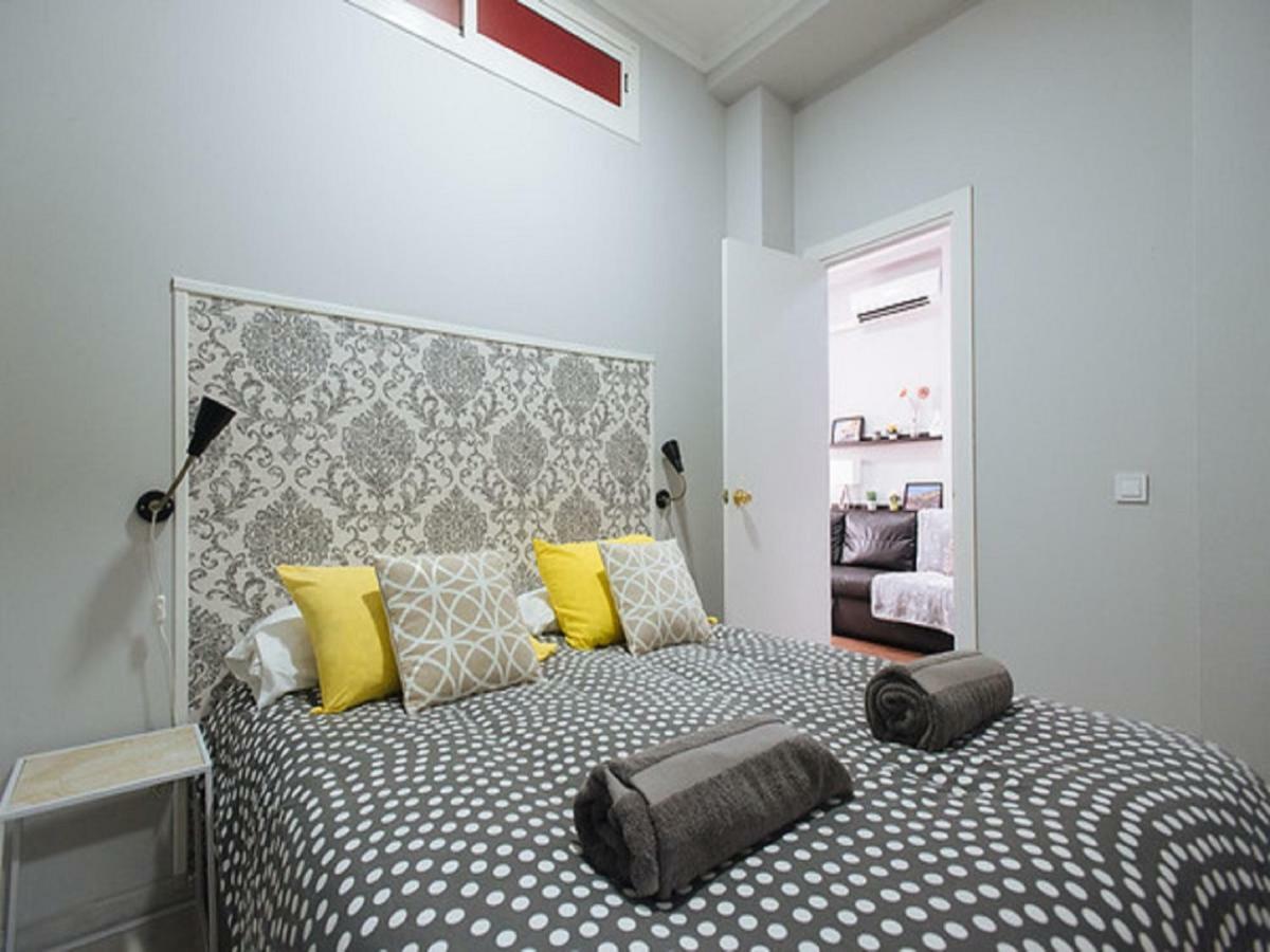 Divi Apartments Martinez Montanes Севілья Екстер'єр фото
