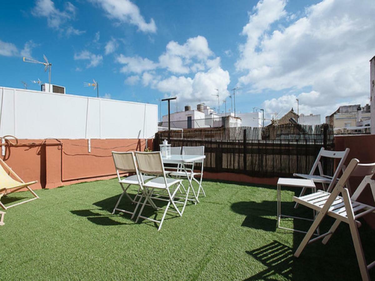 Divi Apartments Martinez Montanes Севілья Екстер'єр фото